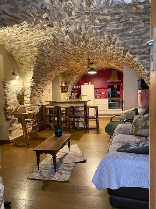 Charmante Cave Voutee 4 Personnes Saint-Jean-de-Fos Extérieur photo